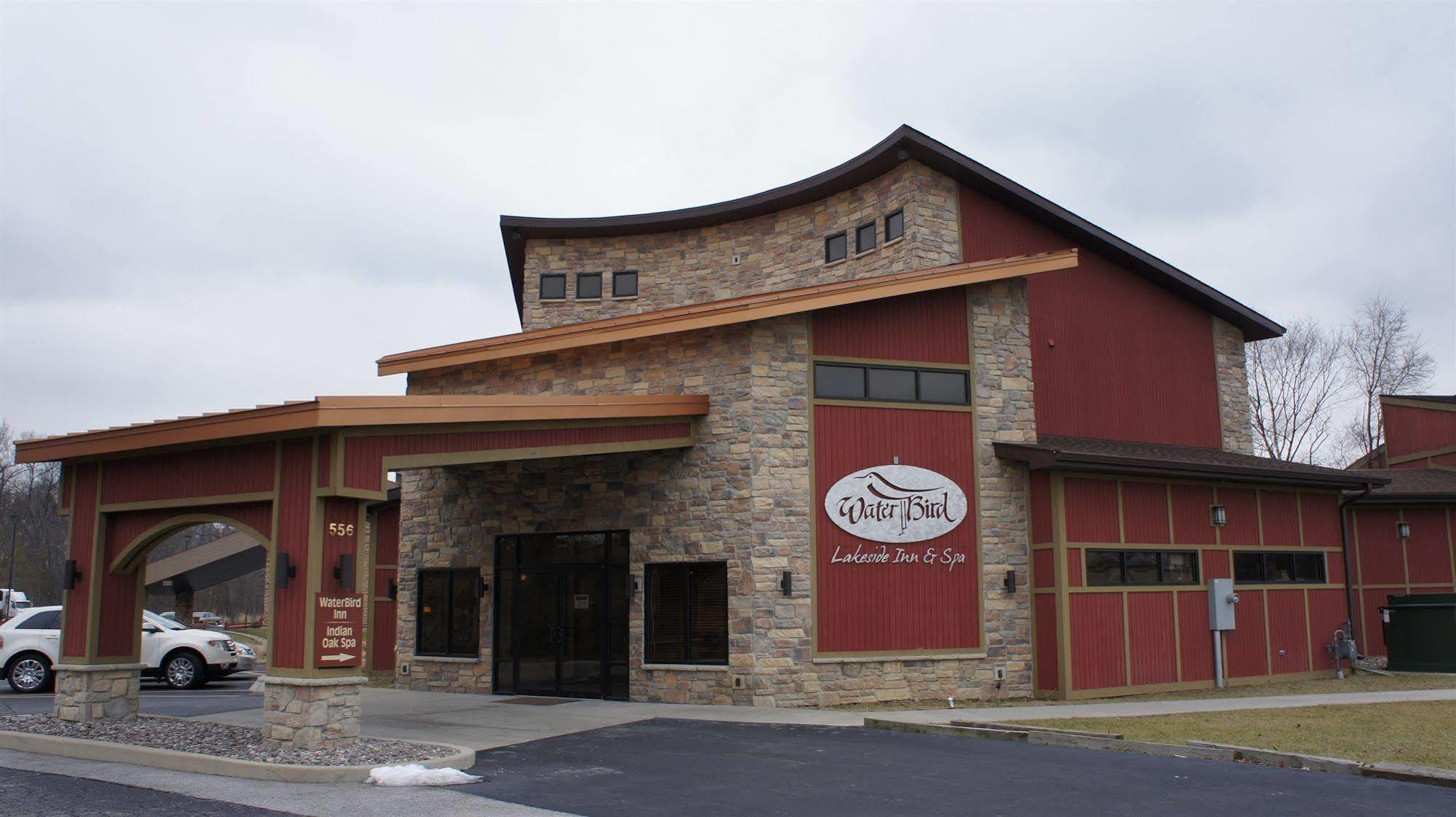 Waterbird Lakeside Inn Chesterton Exterior foto